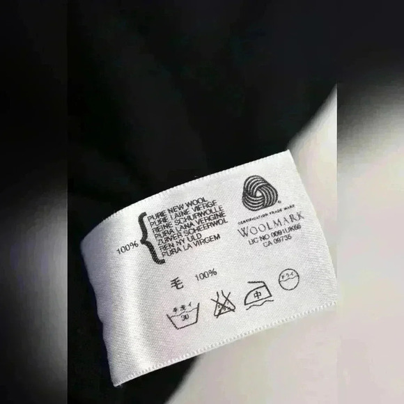 JOHN SMEDLEY Navy Fine Knit Merino Wool Crewneck  Sweater Vest Medium England - Picture 5 of 7